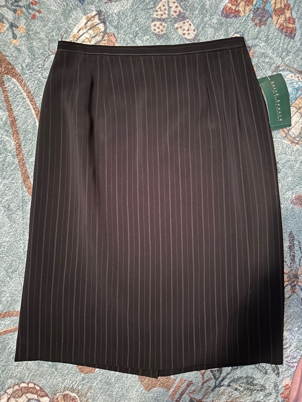 NWT Harvé Benard Women's Pinstripe Pencil Skirt Size 6
